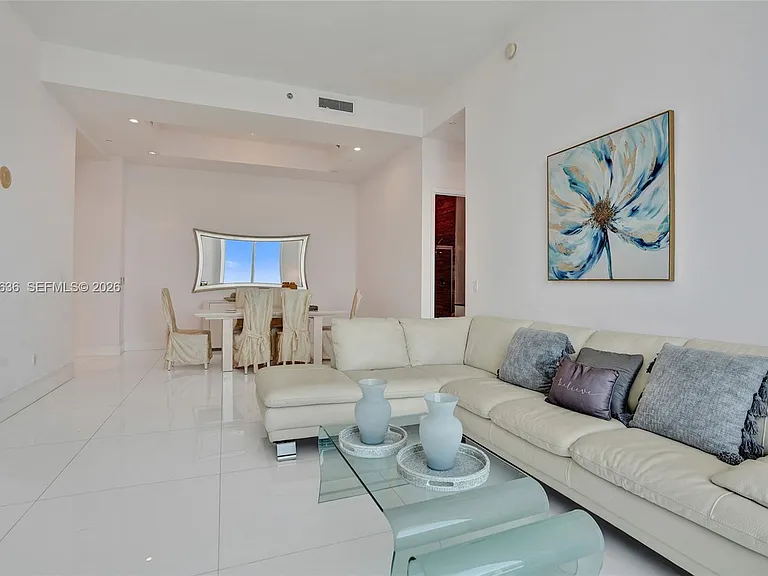 16001 Collins Ave #4305 — Photo 3