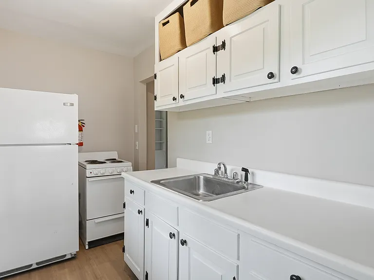 16 Lakewood Pkwy #A — Photo 13