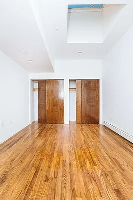 Rented by Nooklyn NYC LLC | media 17