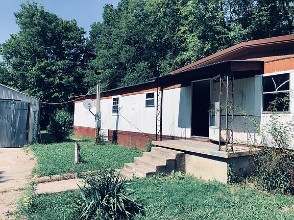 5th image of 611 E Fort Towson Ave