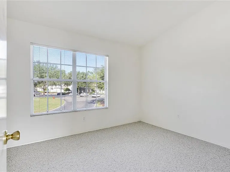 2488 Lake Woodberry Cir — Photo 4