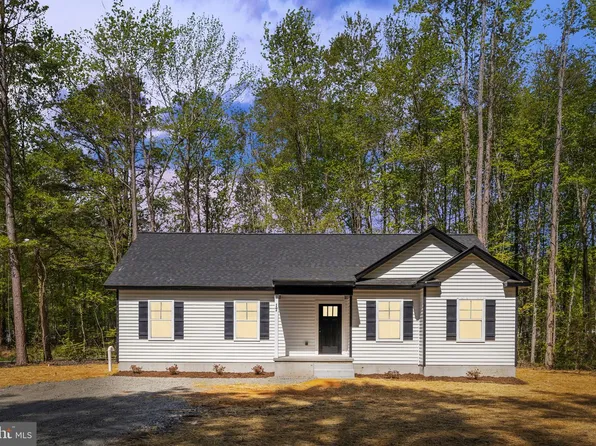 17 Lilly Way, Colonial Beach, VA 22443