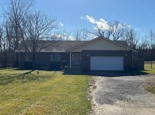 7476 E Us Highway 40, New Carlisle, OH 45344