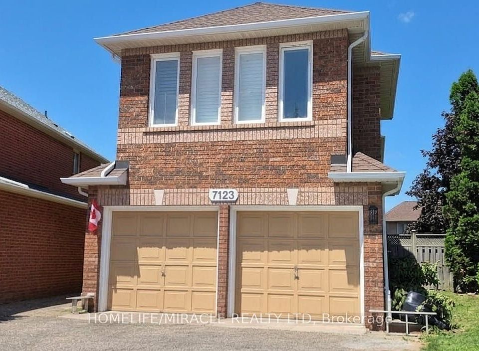 1st image of 7123 Spyglass Cres