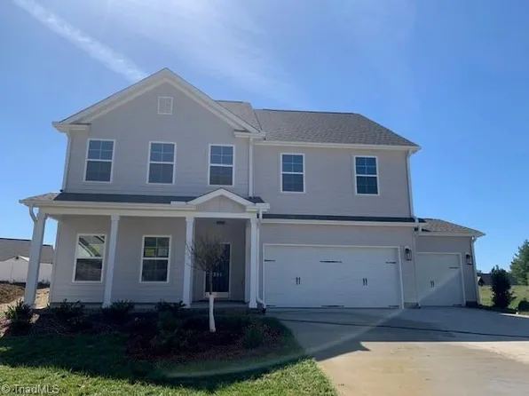 205 Royal Pines Dr, Trinity, NC 27370