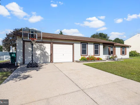 9 Willowbrook Way, Eastampton, NJ 08060