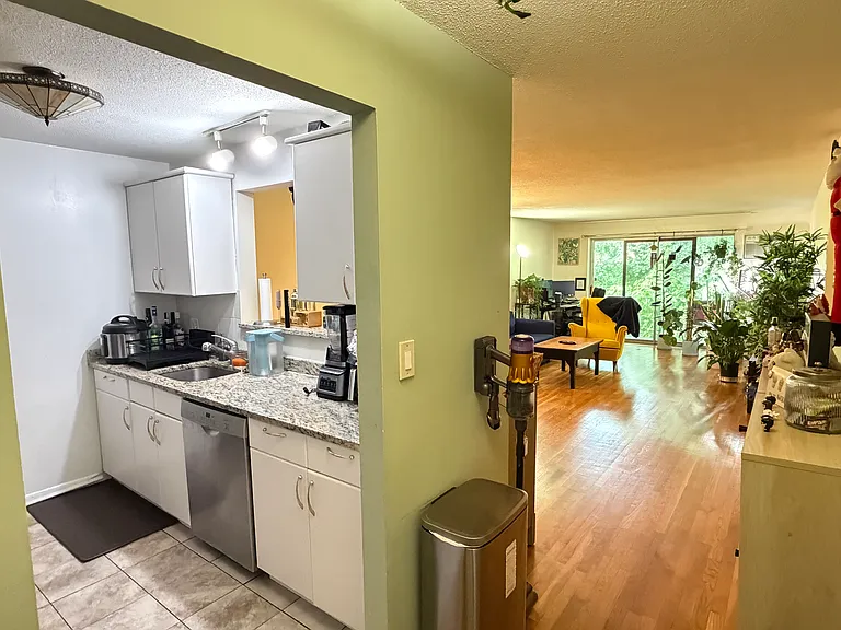 73 Charlesbank Rd #302 — Photo 9