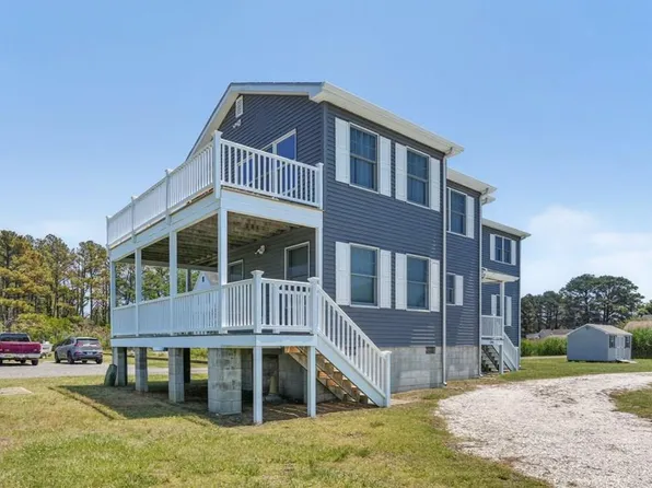 5061 Bay Colony, Chincoteague Island, VA 23336