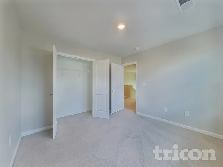 108 Fennec Dr — Photo 17