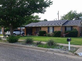 106 NE 25th St, Lamesa, TX 79331