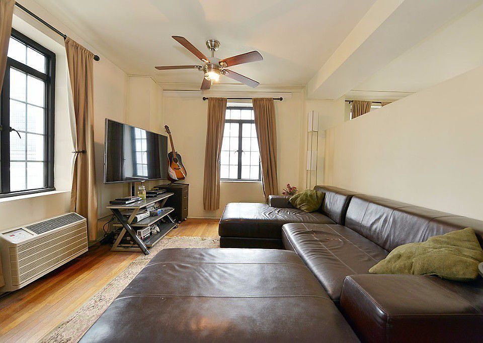 1st image of 5 Tudor City Pl APT 338