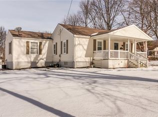 1743 Lillian Rd, Stow, OH 44224