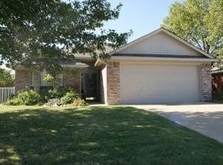 1144 Darren Dr, Burleson, TX 76028