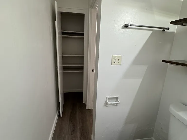 4418 E Lee St — Photo 13