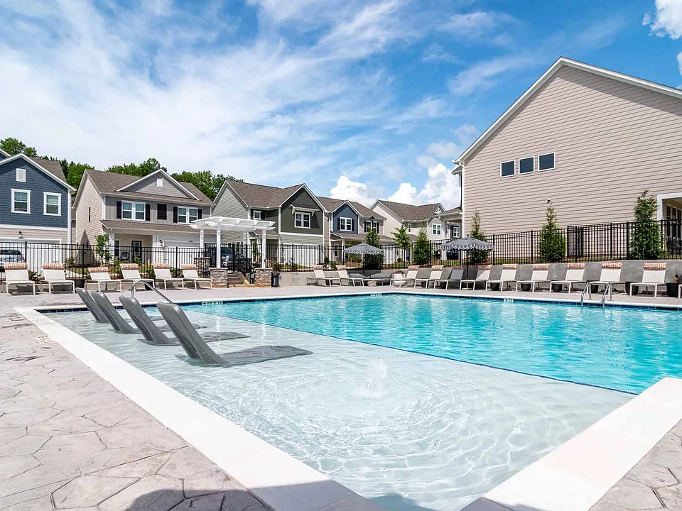 Tessa Shallowford Single-Family and Townhomes