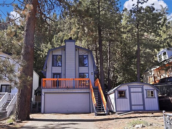 4th image of 2015 Mojave Scenic Dr