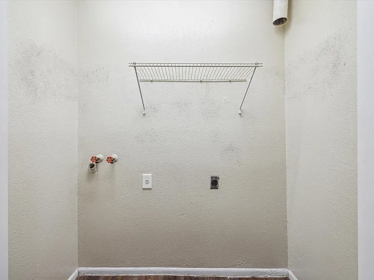 23902 Silversmith Ln — Photo 11
