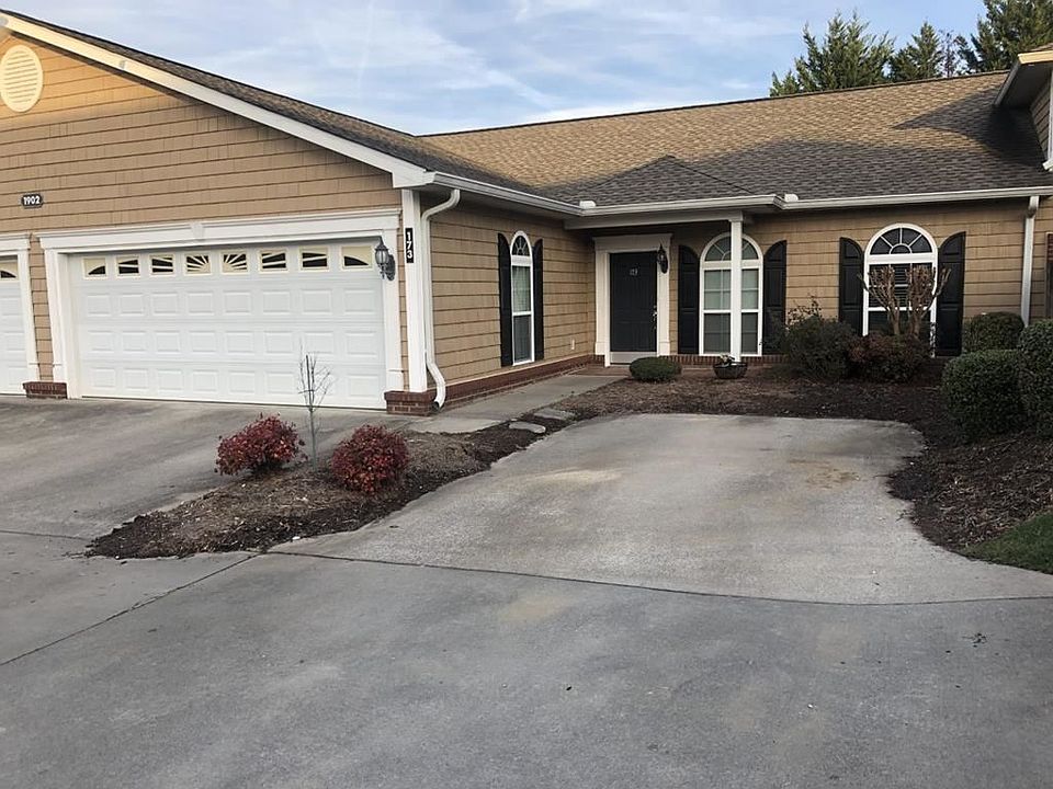 2nd image of 1902 Summit View Dr Unit 173