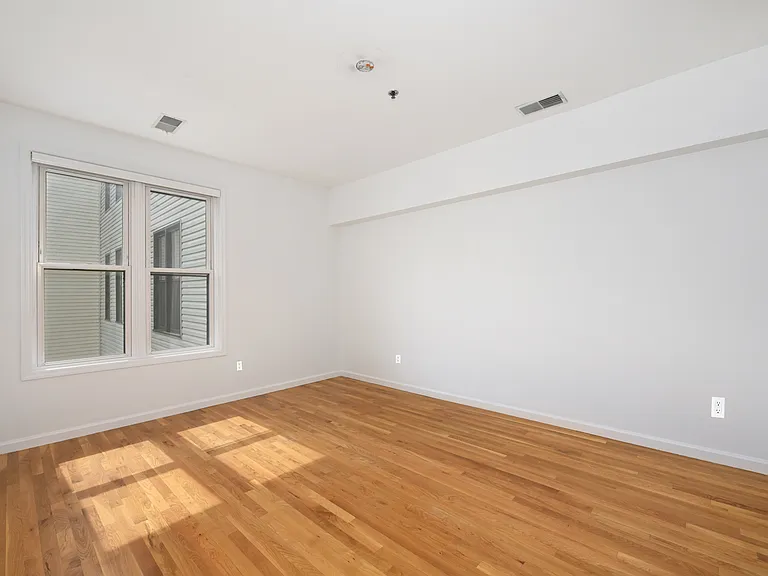901 Madison St #5D — Photo 13