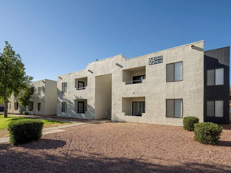 SunPointe Apartments — Photo 22