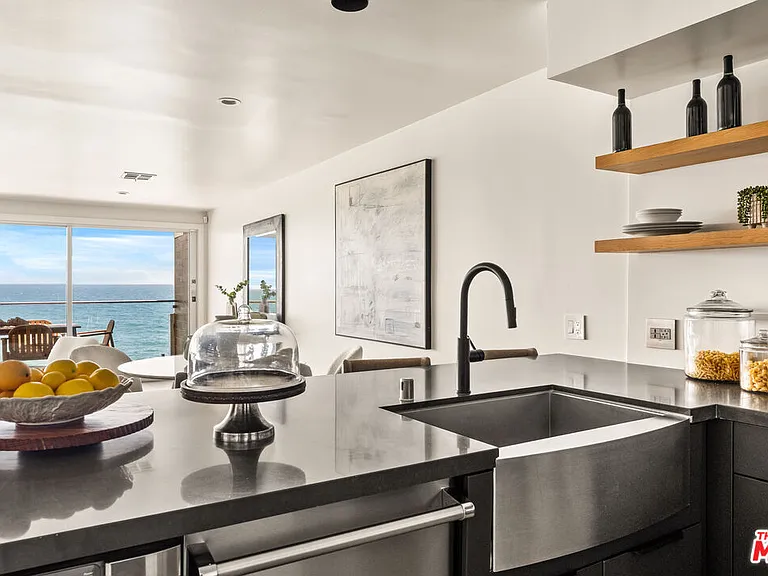 20448 Pacific Coast Hwy — Photo 14