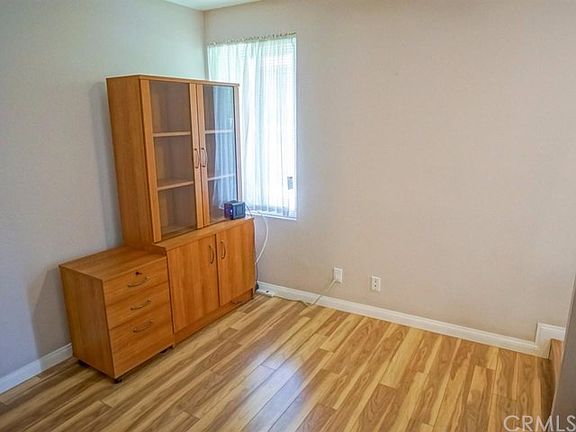 5th image of 8780 Wyngate St