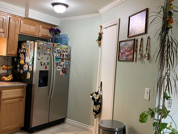 5th image of 1301 E Avenue I Spc 200