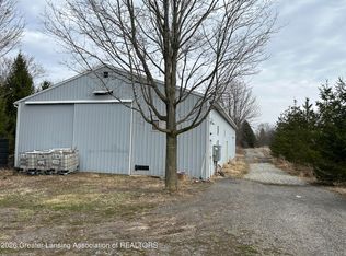 1059 N Michigan Rd, Eaton Rapids, MI 48827