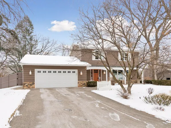 5957 Fairwood Dr, Minnetonka, MN 55345
