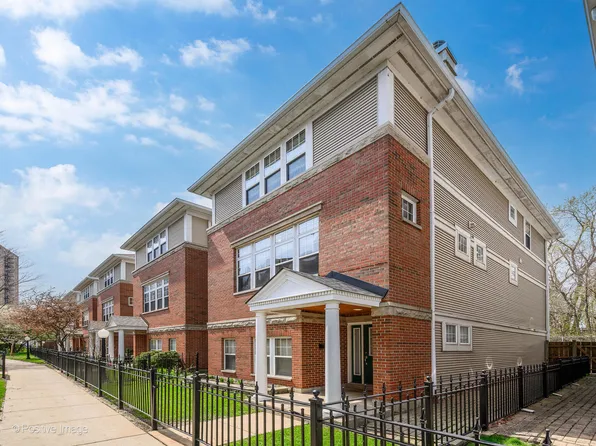 4922P S Cornell Ave, Chicago, IL 60615