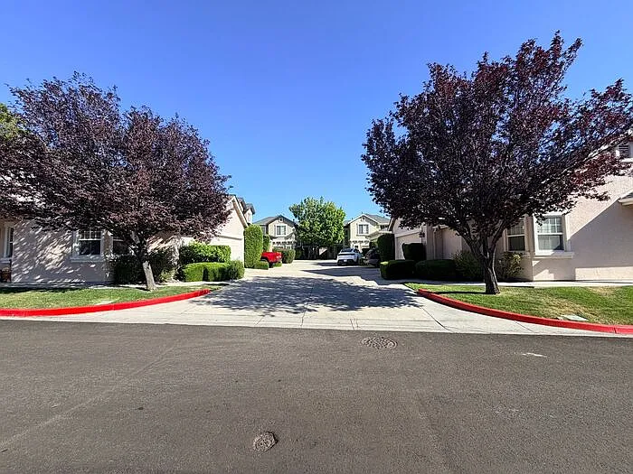 5704 Golden Eagle Dr — Photo 36