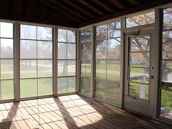 5th image of 100 Loganberry Ct