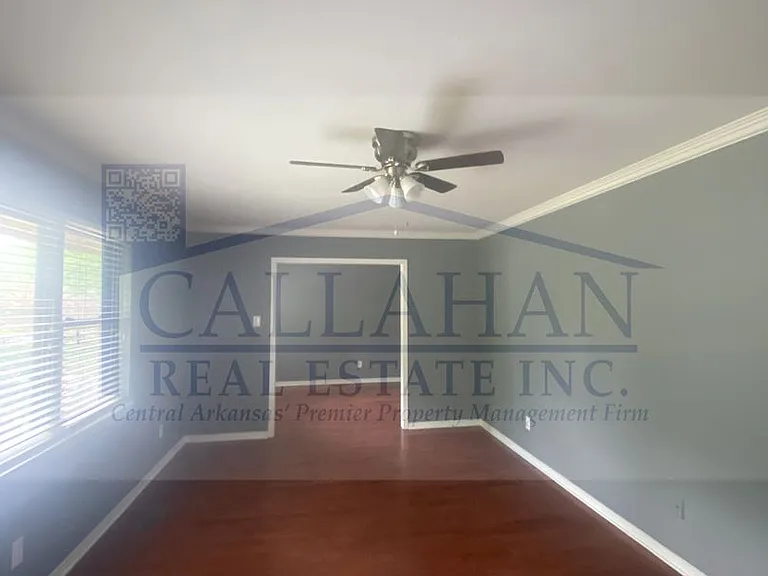 2811 Fox Glenn St — Photo 10