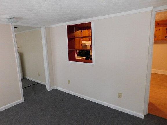 2nd image of 318 N Elm St