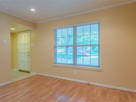 5th image of 515 Fairview Dr