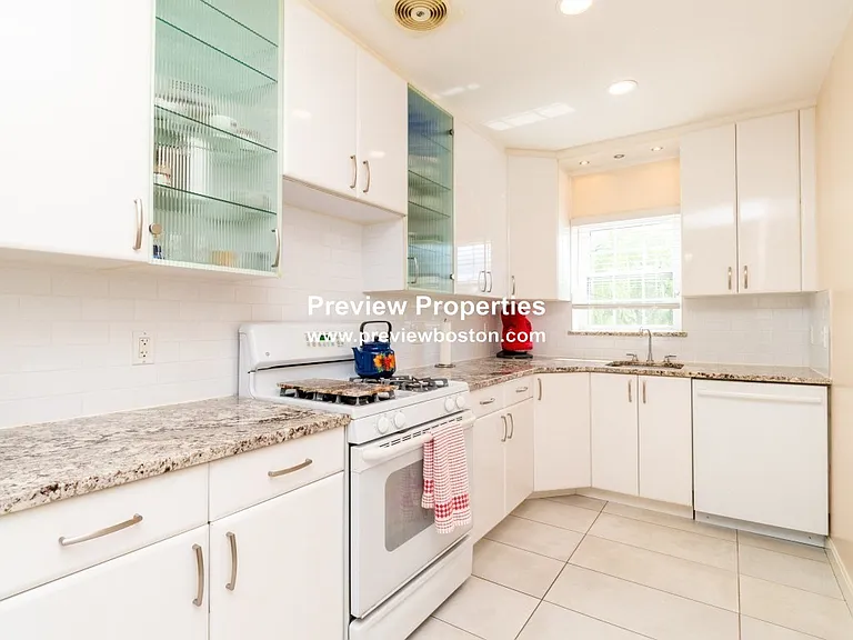 26 Lake Shore Ct #1P — Photo 11