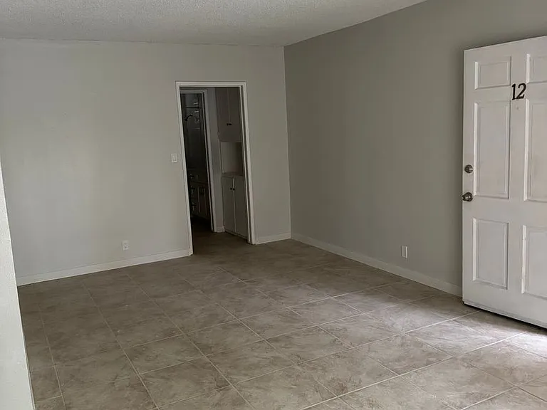 205 E Clifton, Anaheim — Photo 11