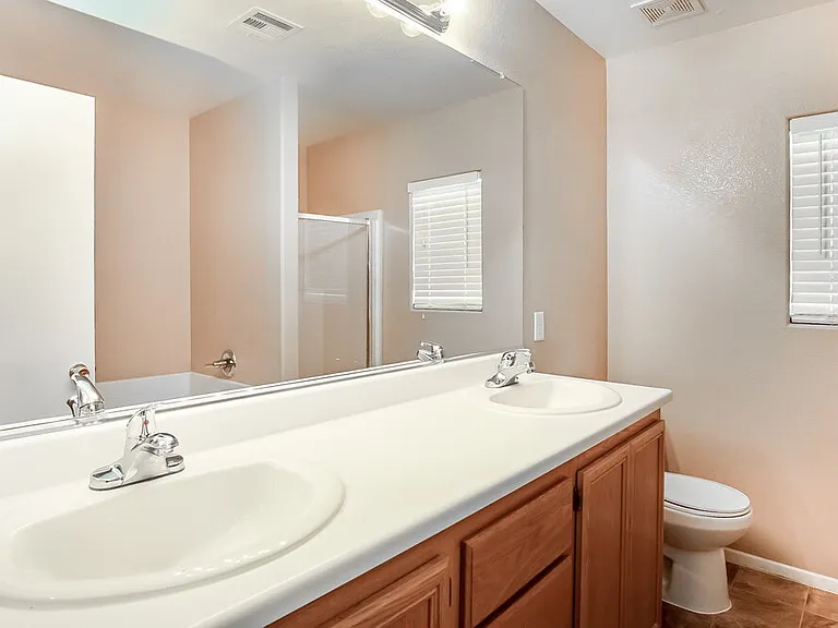 773 Thorton Beach St — Photo 11