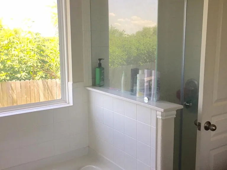 172 Hollis Ln — Photo 8