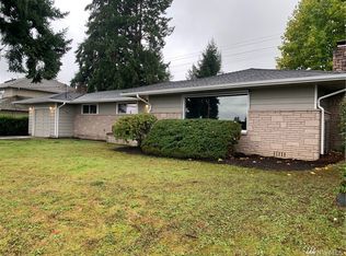 8806 Eastview Ave, Everett, WA 98208