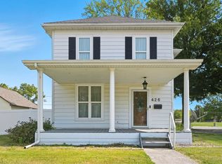 426 N Line St, Churubusco, IN 46723