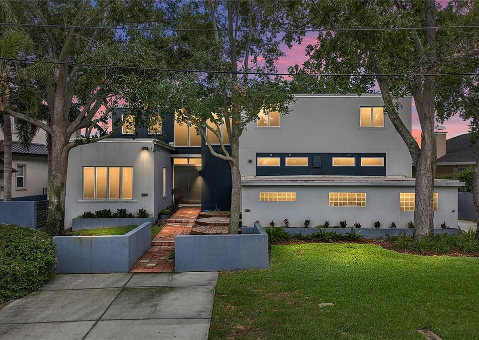 1st image of 838 MONTEREY BOULEVARD NE