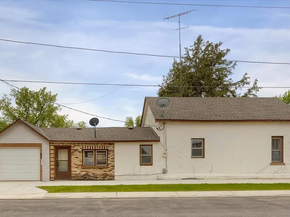 62 Central Ave N, Richmond, MN 56368