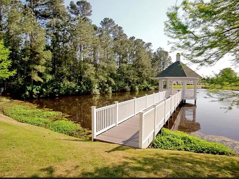 108 Cypress Point Ct #205 — Photo 21