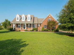4032 Pleasant Gate Ln, Columbia, TN 38401