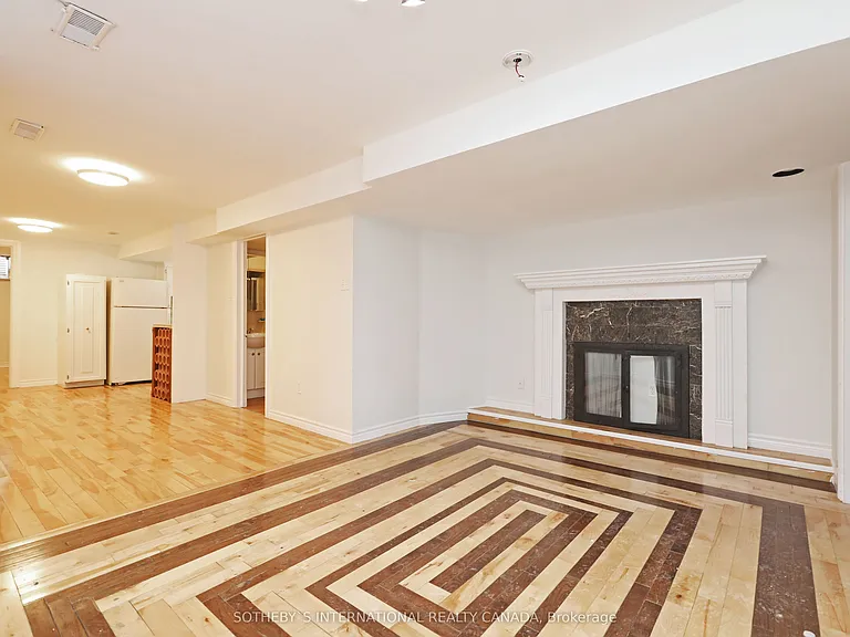 212 Glebemount Ave #LOWER — Photo 6