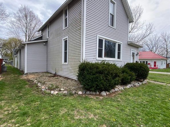 102 N Jefferson St, South Whitley, IN 46787