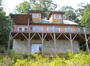 344 Moon Bow Rd, Crumpler, NC 28672