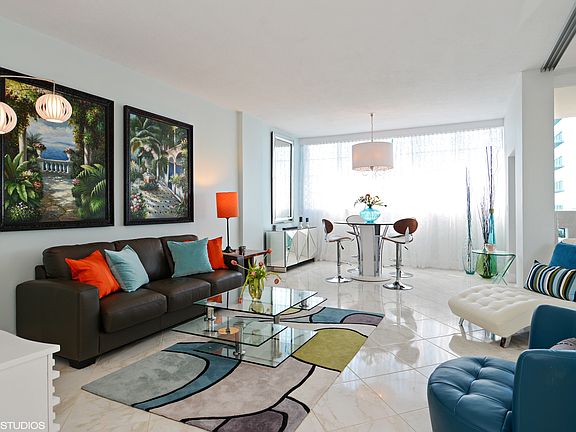 3rd image of 800 West Ave Penthouse 6