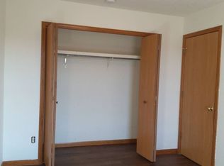 265 Woodridge Ct APT D, Goshen, IN 46528